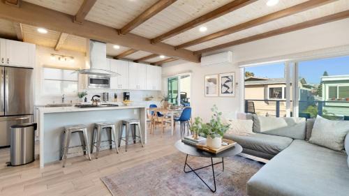 South Mission Beach Apartment | Mission Point 2 by AvantStay Mission Beach Home w Large Balcony Steps to Beach