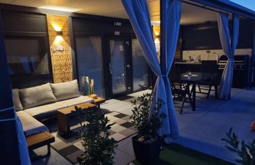 Drage House | Mobile home Marina