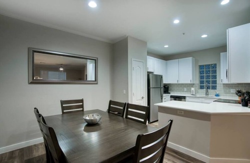 McDowell Mountain Apartments Apartment | Modern 3-BR Condo in North Scottsdale