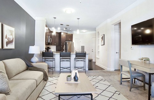 Matthews Apartment | Modern Apartment in Prime Location (ID8773X45)