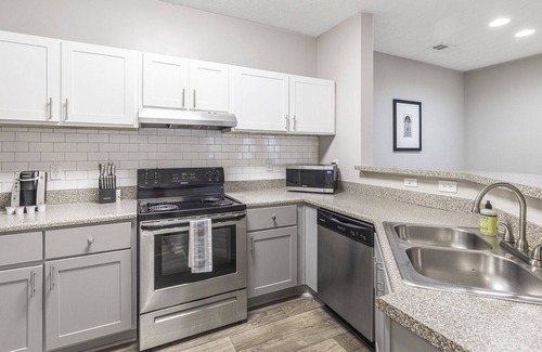 Lithia Springs Apartment | Modern Apartment in Prime Location (ID7748X2)