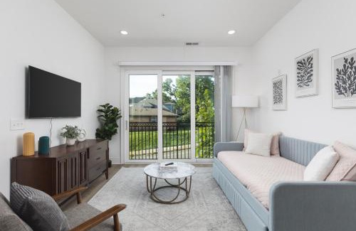 Cleveland Park Apartment | Modern East Nashville Condo 3 Miles to Downtown