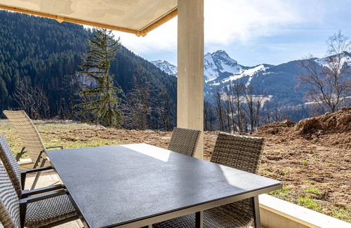 Abondance House | Modern Mountain Stay