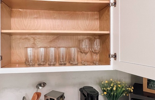 Ontario House | Modern Retreat With Spacious Yard Cozy Interiors