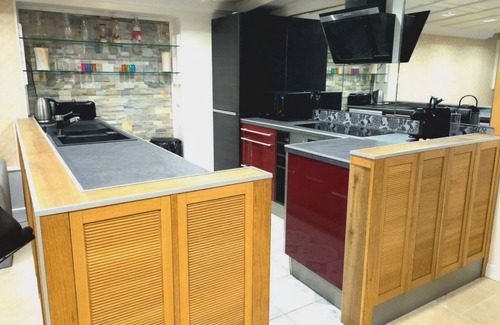 Saint-Nicolas Apartment | Modern & Spacious Apartment Hypercentre CAEN