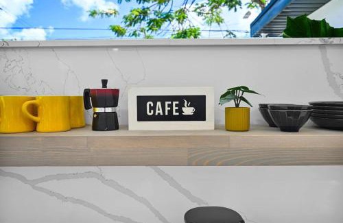 Buena Vista Apartment | Modern Studio Near Design District, Wynwood
