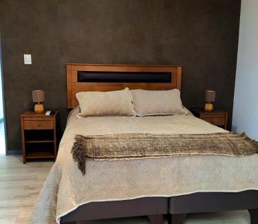 Pirque House | Moderna Cabaña con tinaja caliente