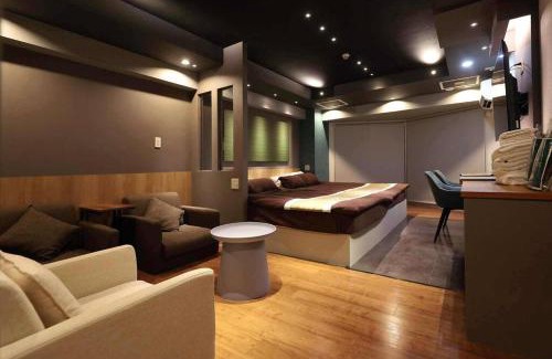 Minami Apartment | MolinHotels102-札幌市定山渓天然温泉に紅葉シーズン到来-W-beds2&S-beds3