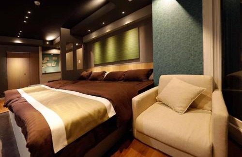 Minami Apartment | MolinHotels102-札幌市定山渓天然温泉に紅葉シーズン到来-W-beds2&S-beds3