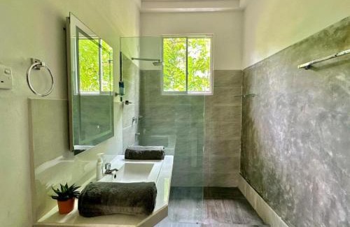 Ekala Villa | Monkeys Lodge