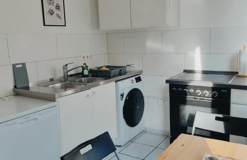 Wanheim-Angerhausen Apartment | Monteurwohnung Ferienwohnung Duisburg Grenze Düsseldorf
