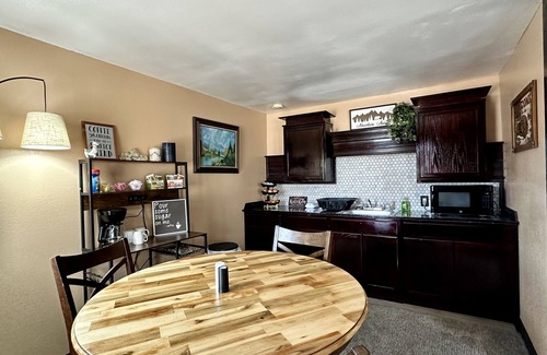 Rangely Cabin | Moosehead Lodge & Cabins