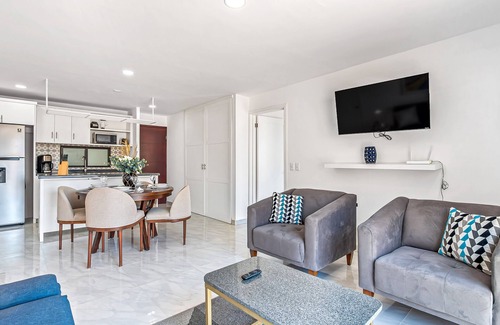 Downtown Cabo San Lucas House | Morgan Residences 508 @ Boutique Hotel with pool, gym & spa