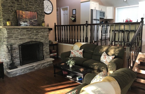 Bushkill House | Mountainside Spa With View’s