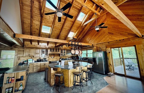 Sinks Grove Cabin | Mountaintop lodge, breathtaking views, private hiking trails & arcade game room.