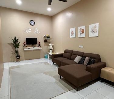 Tanjung Rambutan House | MrsSafiyya Homestay