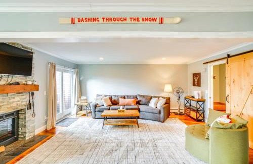 West Dover Apartment | Mtn and Foliage Views Modern Mount Snow Stay!
