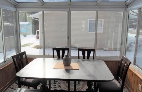 Frankfort House | My Happy Place - Gorgeous And Great Location!