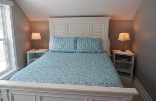 Frankfort House | My Happy Place - Gorgeous And Great Location!