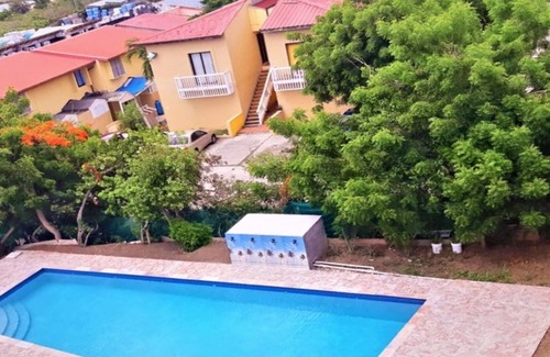 Maho Apartment | Myriam and Frank Residence