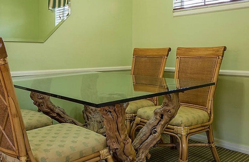 Delray Beach Apartment | Myrtle Beach - perfect July getaway, July 10 - July 13, sleeps 4