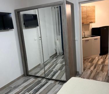 Crocetta-San Lazzaro-Modena Est Apartment | Navany house