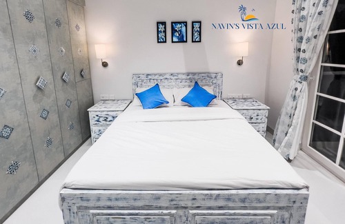 Calata Hotel | Navin S Vista Azul