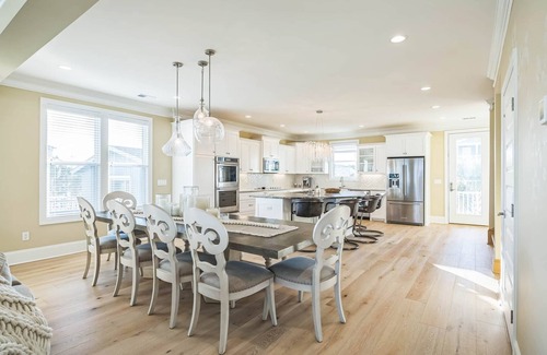 Kure Beach House | nBrand NEW luxury oceanfront, panoramic ocean views,8 bedrooms, private pool