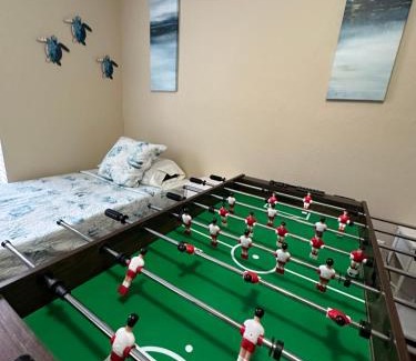 West Arlington House | Near AT&T Stadium, UTA, Globe Life, Six Flags, DFW Airport, American Airlines Center with Games and Crib