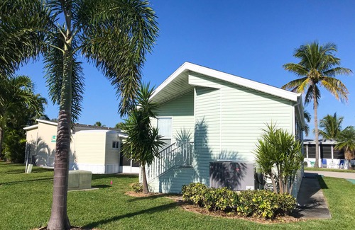 Nettles Island House | Nettles Island - Beach House Oasis