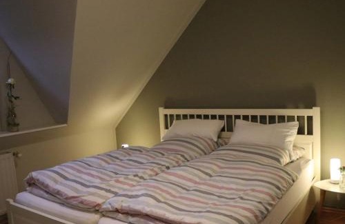 Niebuell Apartment | NEU! Schicke Ferienwohnung Niebüll