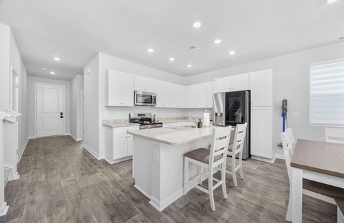 Little River House | New! 2025 Build-Family-Friendly-EV Charger-Near Golf, Beach & Shopping!