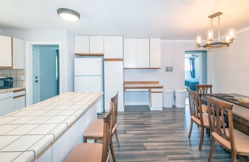 Shasta View House | NEW 3BR SMARTHOME W/WIFI | GAMES | GOOD LOCATION