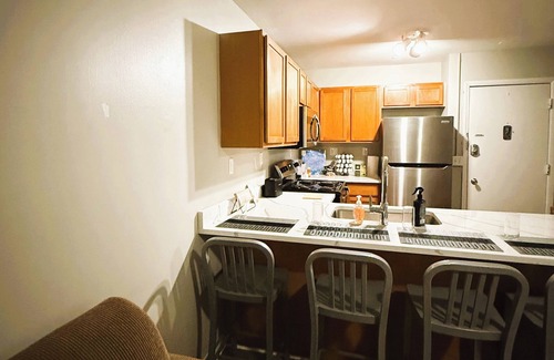Burns Park Apartment | * NEW * 4BR Retreat | Heart of Campus w/Parking