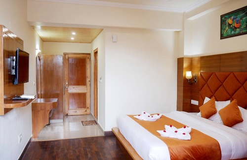 New Manali Hotel | New Ambika International