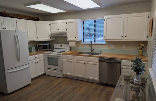 Ahsahka House | "New Listing" Newly renovated 3-bedroom house in Orofino.