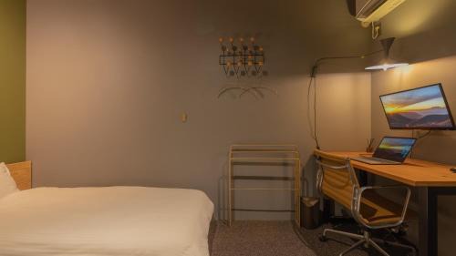 Higashi-ku House | NEW OPEN ！1日1組限定、海すぐの一軒家を完全貸切別荘！島の自然を五感で味わえる体験型ホテル