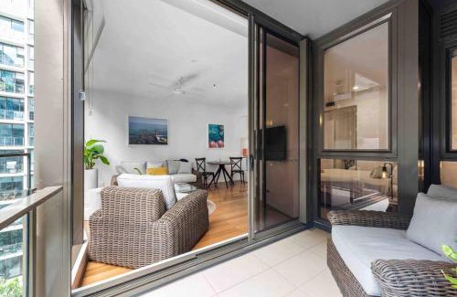 Newstead Apartment | Newstead Ideally Located 2bed 2Bath Free Parking in Heart of Everything