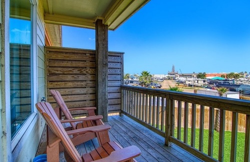 Port Aransas Ski Chalet | Next Chapter Lpt1 Condo