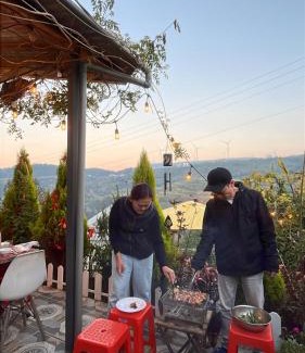 Da Lat House | Nhà Hoa Nắng Homestay Cầu Đất Đà Lạt