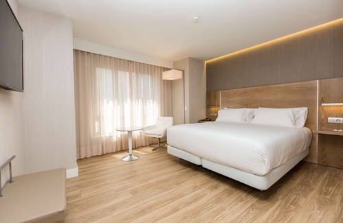 Oviedo City Centre Hotel | NH Oviedo Principado