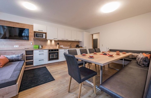 Laimach Apartment | Nice apartment for 18 guests with WIFI, TV, terrace and pets allowed