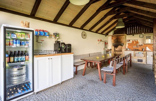 Arnoltice Apartment | Nice apartment for 6 guests with WIFI, TV and terrace