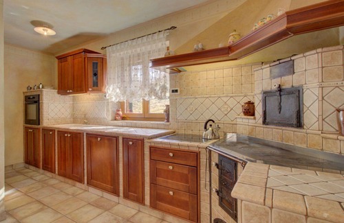 Hrastovlje Apartment | Nice apartment with A/C, private pool, WIFI, TV, terrace, pets allowed and panoramic view