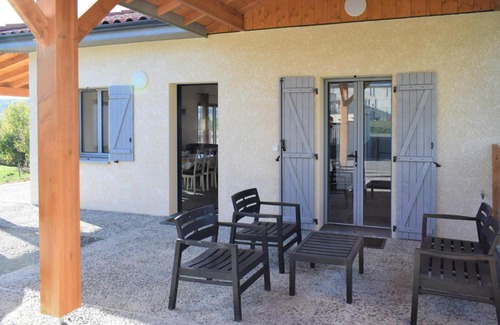 Galan House | Nice Home In Galan With Kitchenette