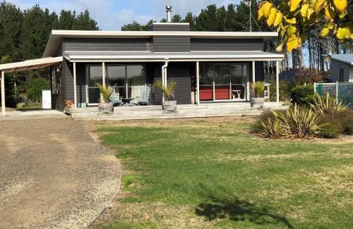 Foxton Beach House | Nikau’s on Palmer