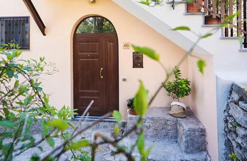 Sant'Agata sui Due Golfi Apartment | Nonna Carmela Apartment