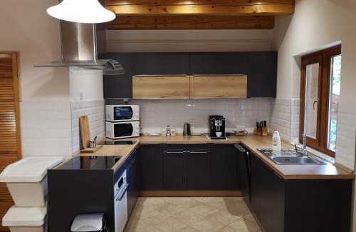 Felsotarkany House | Nyitott Kapu Vendégház