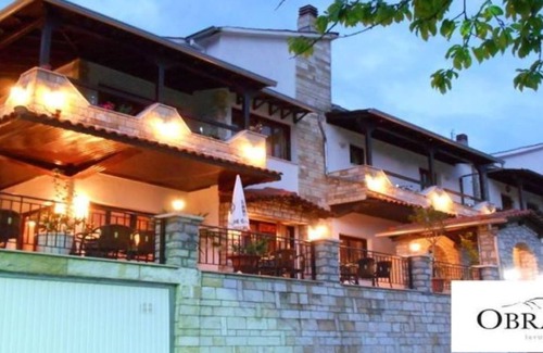 Kotroni Apartment | Obrava Suite Mountain View with fireplace