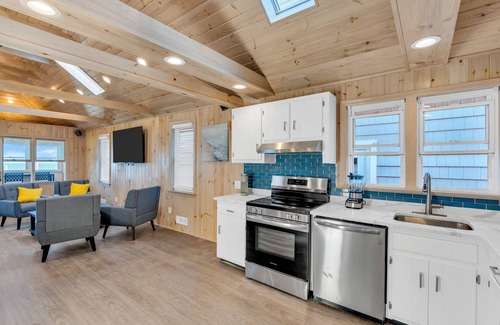 Manasquan House | Ocean Front Beach Cottage with Relaxing views and sound of the Ocean